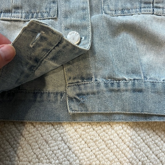 Embroidered Girl Denim Jacket - Picture 6 of 8